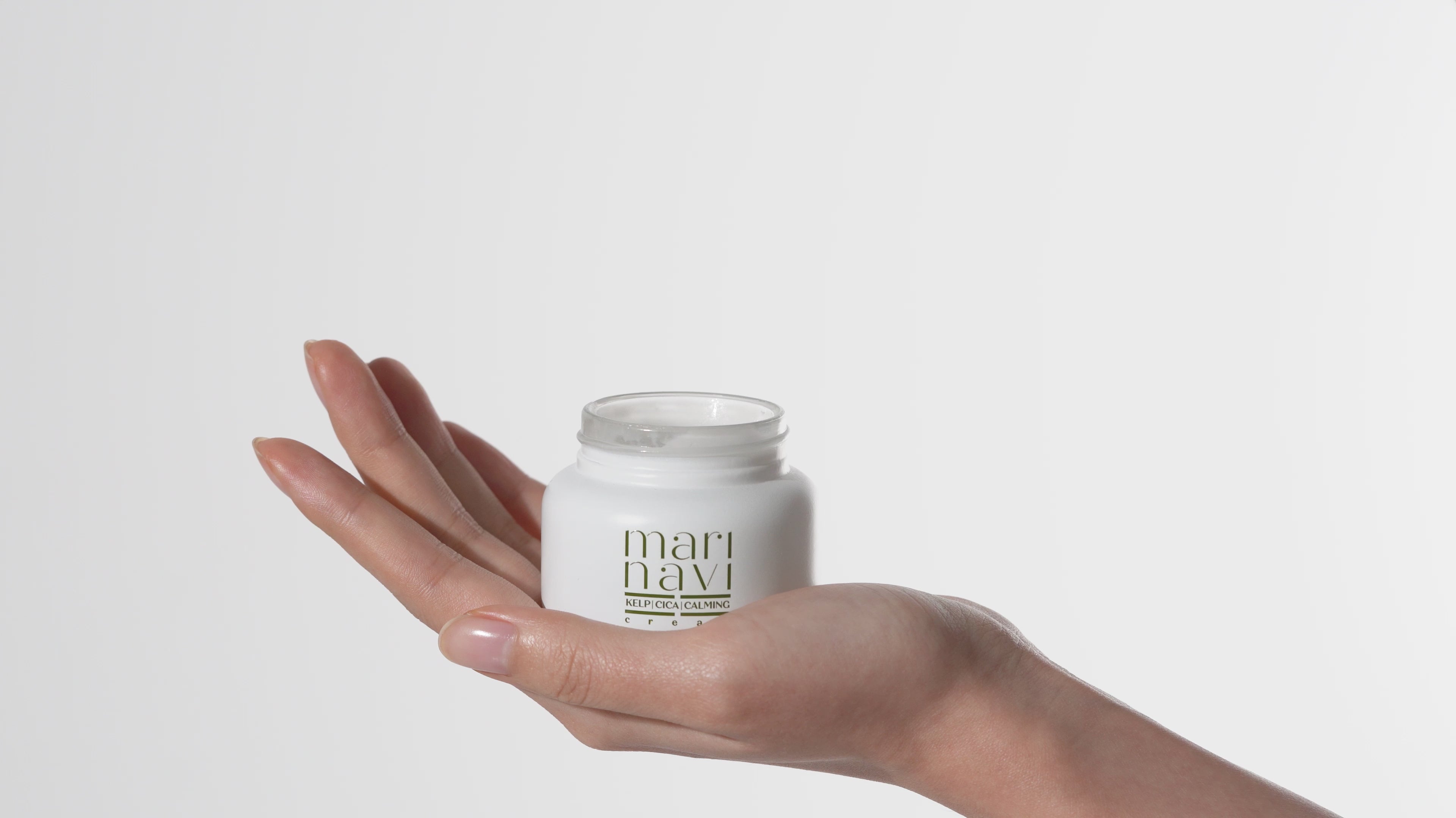 Charger la vidéo : MARINABI Kelp Cica Calming Cream 50ml