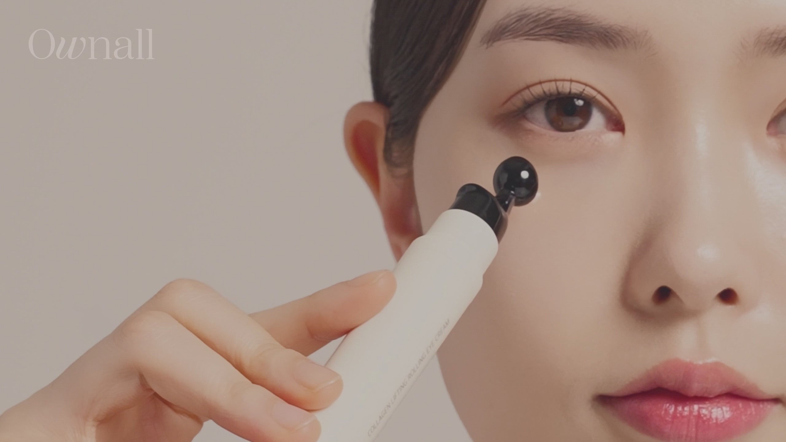 Load video: OWNALL Collagen Lifting  Rolling Eye Cream